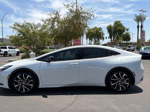 Certified 2026 Toyota Prius Plug-In Hybrid w/ Limited Premium Package FWD image 5