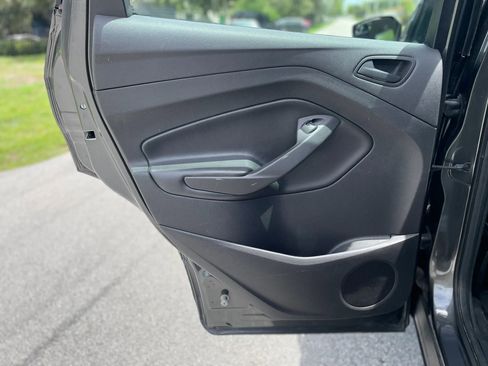 Used 2017 Ford Escape S FWD image 25