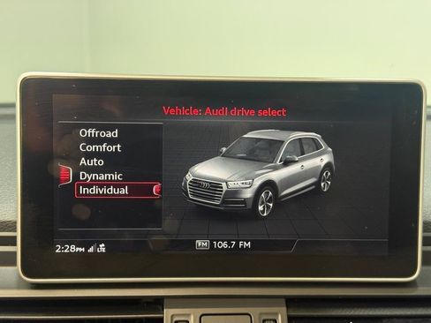 Used 2018 Audi Q5 2.0T Premium Plus AWD/4WD image 35