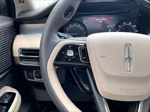 Used 2022 Lincoln Corsair FWD w/ Equipment Group 101A image 20