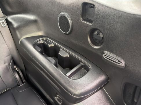 Used 2023 Subaru Ascent Touring w/ Popular Package #2A image 21