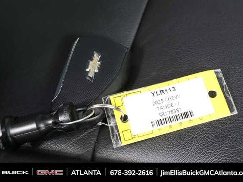 Used 2025 Chevrolet Tahoe LT image 36