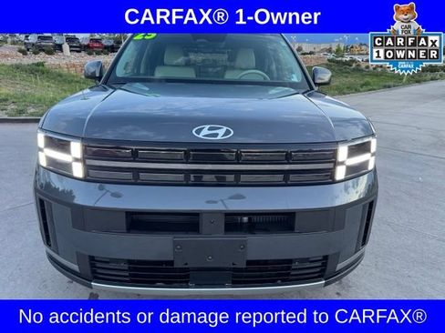 Used 2025 Hyundai Santa Fe Limited FWD image 2