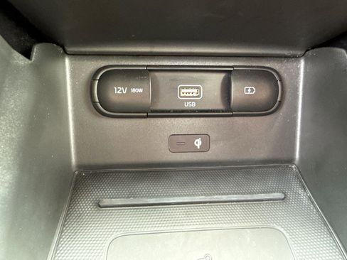 Used 2021 Kia Telluride SX w/ SX Prestige Package image 21