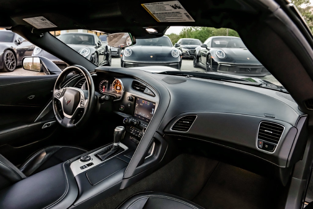 Used 2014 Chevrolet Corvette Stingray Coupe RWD image 8