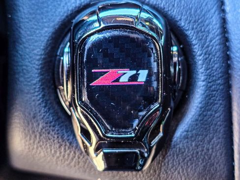 Used 2021 Chevrolet Tahoe Z71 w/ Z71 Off-Road Package image 40