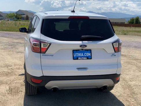 Used 2017 Ford Escape SE image 7