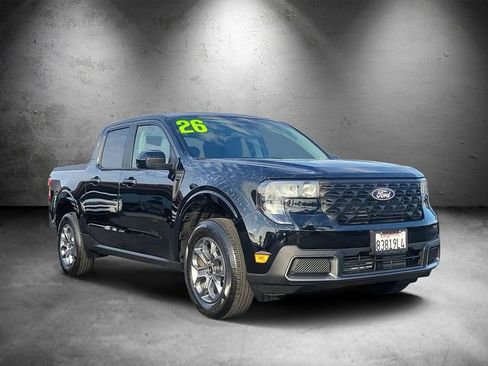 Used 2026 Ford Maverick XLT w/ XLT Luxury Package FWD image 2