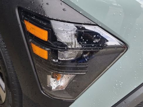 Used 2024 Hyundai Kona SEL w/ Convenience Package image 12