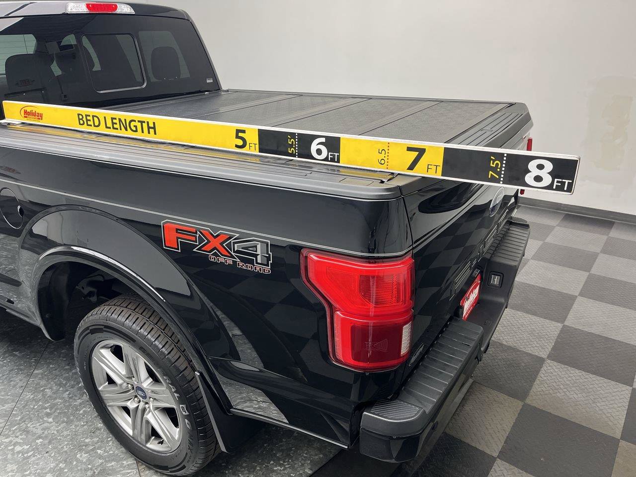 Used 2018 Ford F150 Lariat w/ Equipment Group 502A Luxury AWD/4WD image 4
