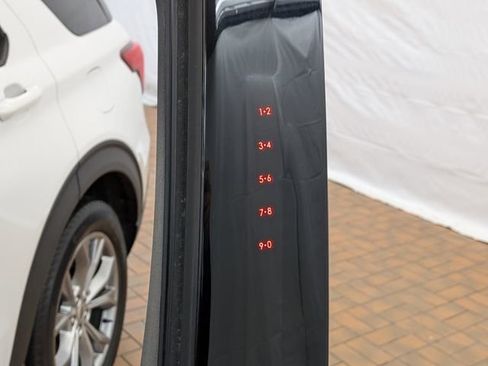 Certified 2020 Ford Explorer XLT w/ Equipment Group 202A image 9