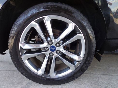 Used 2015 Ford Edge Sport w/ Equipment Group 401A AWD/4WD image 10