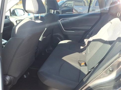 Used 2022 Toyota RAV4 LE image 14