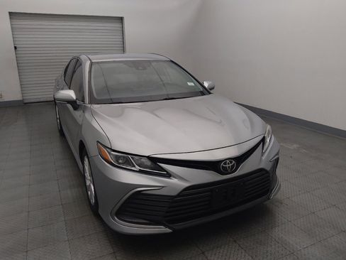 Used 2021 Toyota Camry LE w/ Cold Weather Package image 14