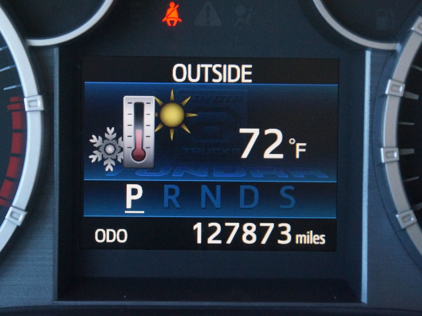 Used 2014 Toyota Tundra SR5 w/ SR5 Upgrade Package RWD image 4