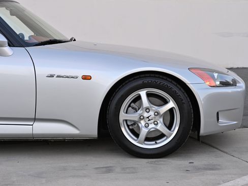 Used 2003 Honda S2000 image 39