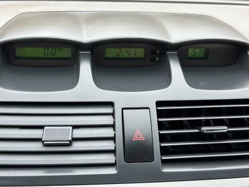 Used 2006 Toyota Solara SLE image 35