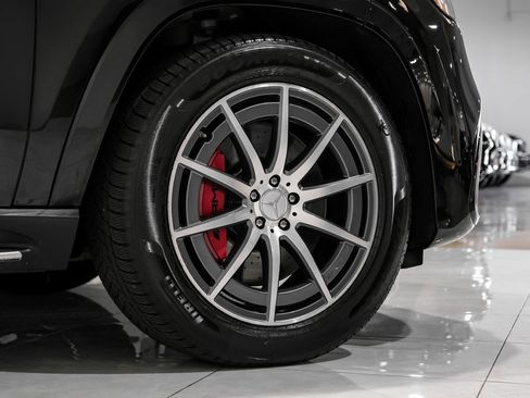 Used 2024 Mercedes-Benz GLS 63 AMG 4MATIC image 65