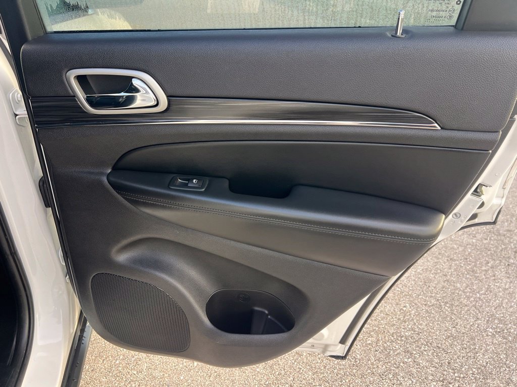 Certified 2020 Jeep Grand Cherokee Limited RWD image 17