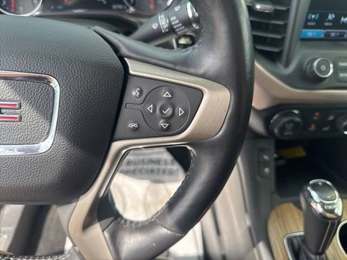 Used 2017 GMC Acadia Denali w/ Technology Package AWD/4WD image 15