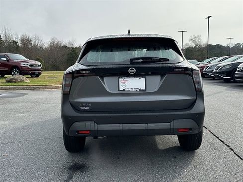 Certified 2025 Nissan Kicks S image 7