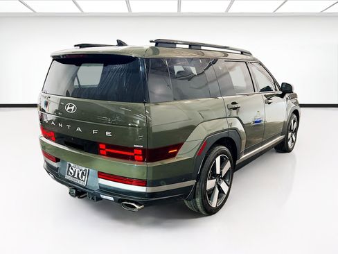 Used 2025 Hyundai Santa Fe Limited AWD/4WD image 4