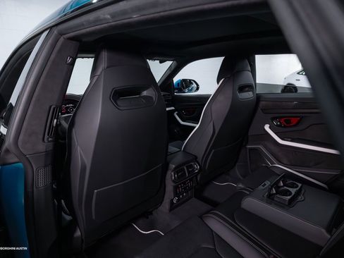 New 2025 Lamborghini Urus SE image 41