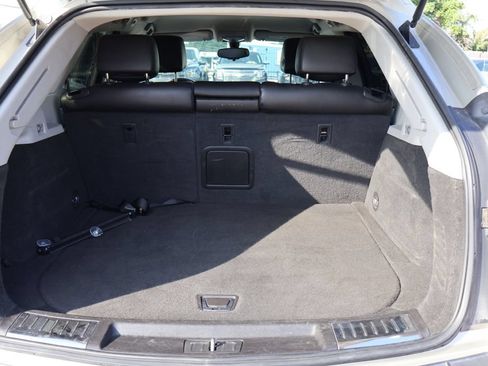 Used 2013 Cadillac SRX FWD image 16