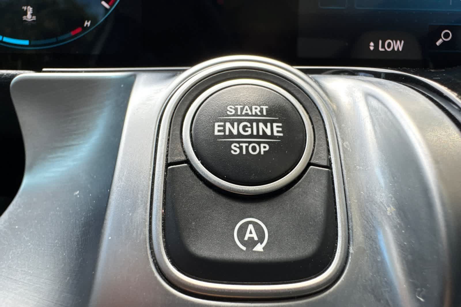 Used 2022 Mercedes-Benz GLB 250 image 22