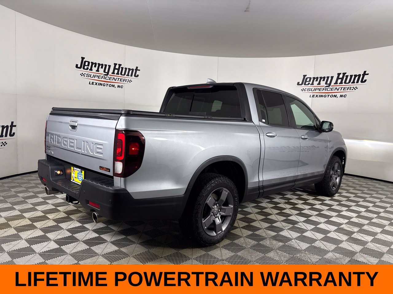 Used 2024 Honda Ridgeline TrailSport image 5