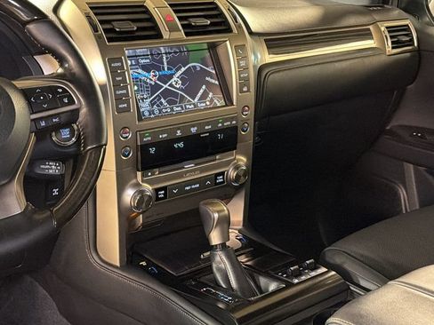 Used 2021 Lexus GX 460 Premium w/ Premium Package AWD/4WD image 17