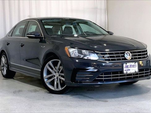 Used 2017 Volkswagen Passat 1.8T R-Line image 1