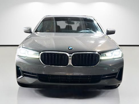 Used 2021 BMW 530i w/ Premium Package RWD image 8