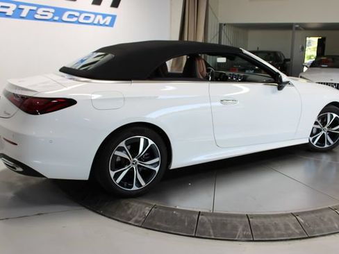 Used 2024 Mercedes-Benz CLE 300 4MATIC Cabriolet image 32