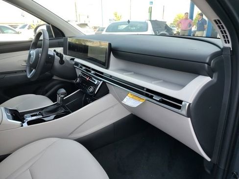 New 2025 Hyundai Tucson SEL FWD image 31