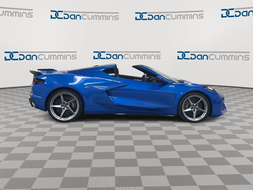 Used 2025 Chevrolet Corvette E-Ray AWD/4WD image 9
