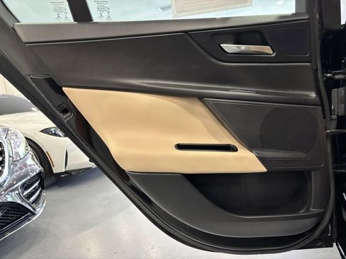 Used 2017 Jaguar XE Premium RWD image 41