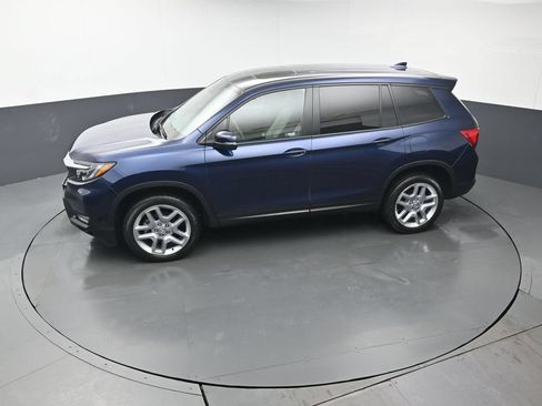 Certified 2024 Honda Passport EX-L image 40