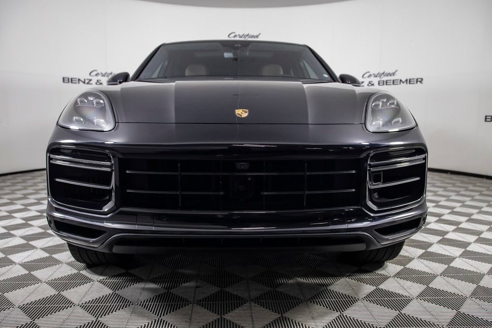 Used 2021 Porsche Cayenne Turbo AWD/4WD image 5