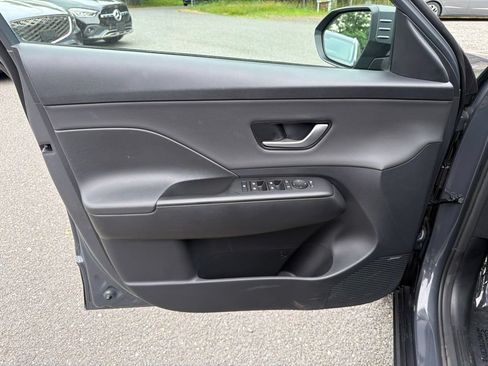 Certified 2024 Hyundai Kona Limited AWD/4WD image 18