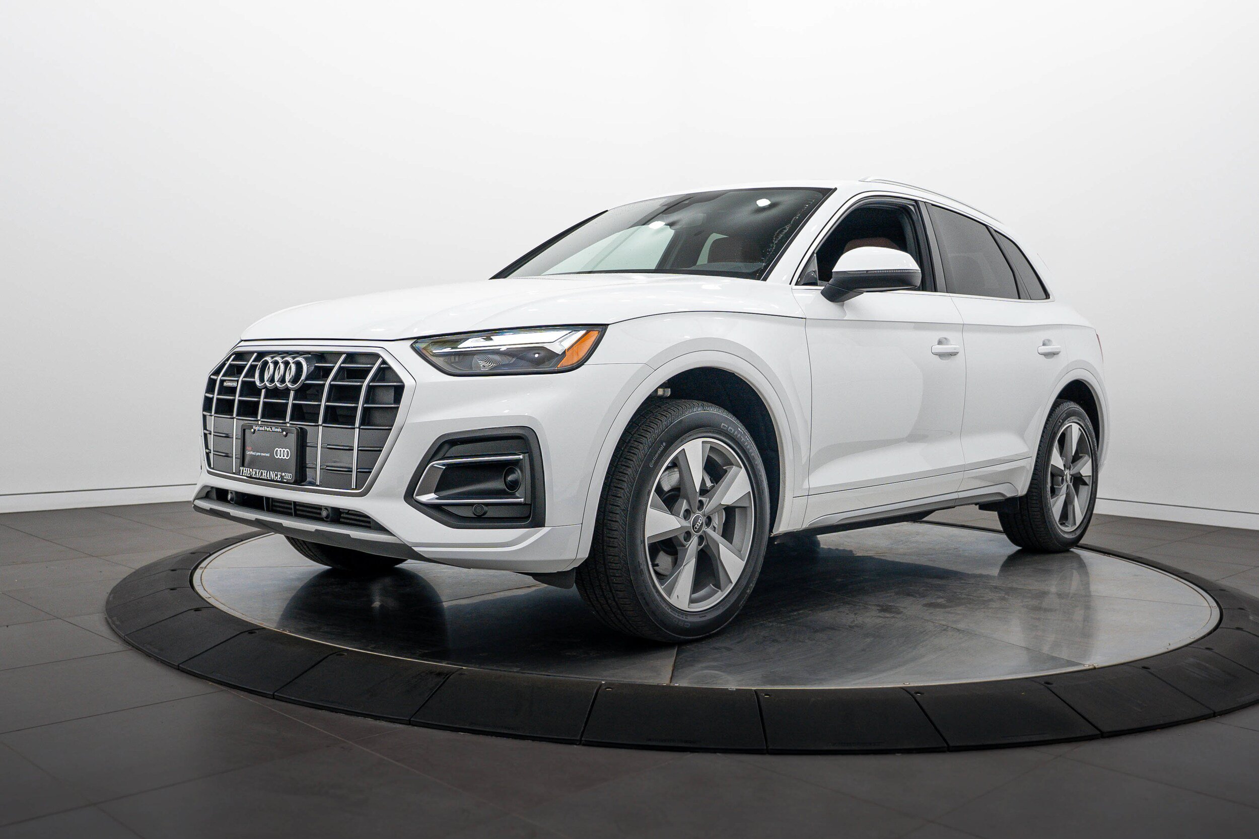 Certified 2024 Audi Q5 2.0T Premium w/ Convenience Package AWD/4WD image 7