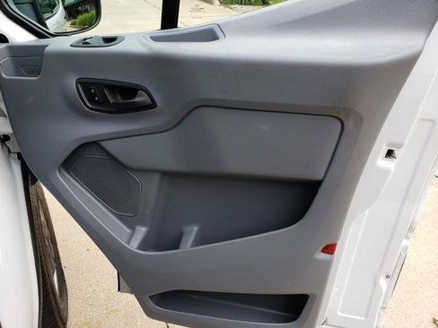 Used 2018 Ford Transit 350 148 Medium Roof RWD image 17