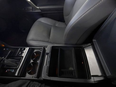 Used 2021 Lexus GX 460 Premium image 36