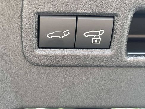 New 2026 Toyota C-HR AWD/4WD image 14