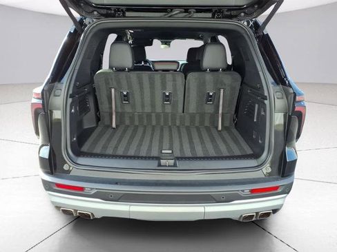 Used 2025 Chevrolet Traverse Z71 w/ Driver Confidence Package image 22