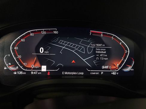 Used 2025 BMW X4 xDrive30i AWD/4WD image 16