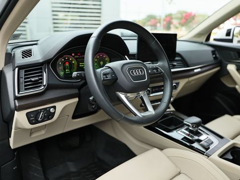 Used 2025 Audi Q5 Prestige AWD/4WD image 20