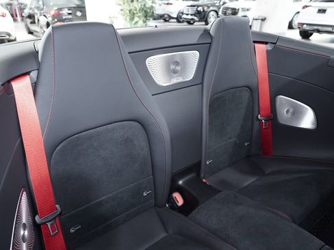 New 2025 Mercedes-Benz SL 63 AMG 4MATIC image 14