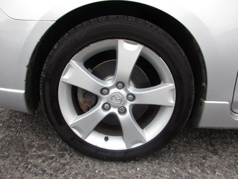 Used 2005 MAZDA MAZDA3 s w/ Moonroof & 6-CD Pkg FWD image 14