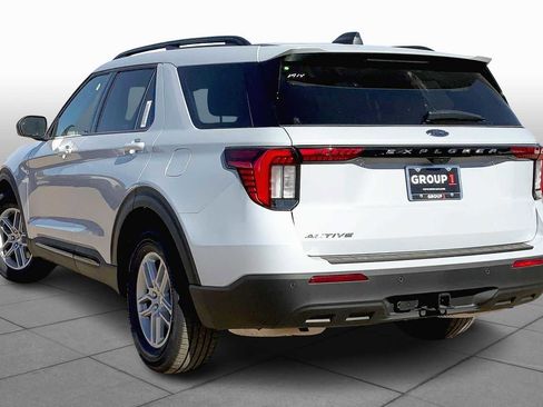 New 2026 Ford Explorer Active image 12